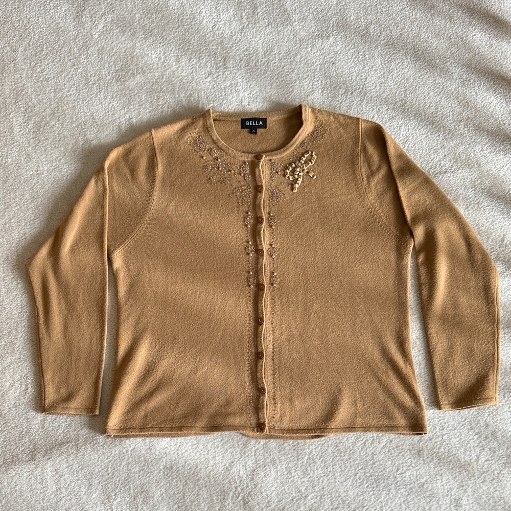 Vintage 1980’s women’s Cardigan